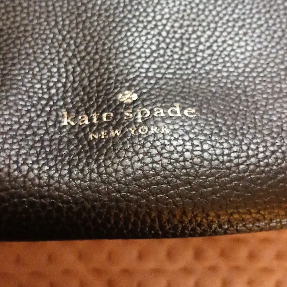 Kate Spade  - Picture 2 of 3